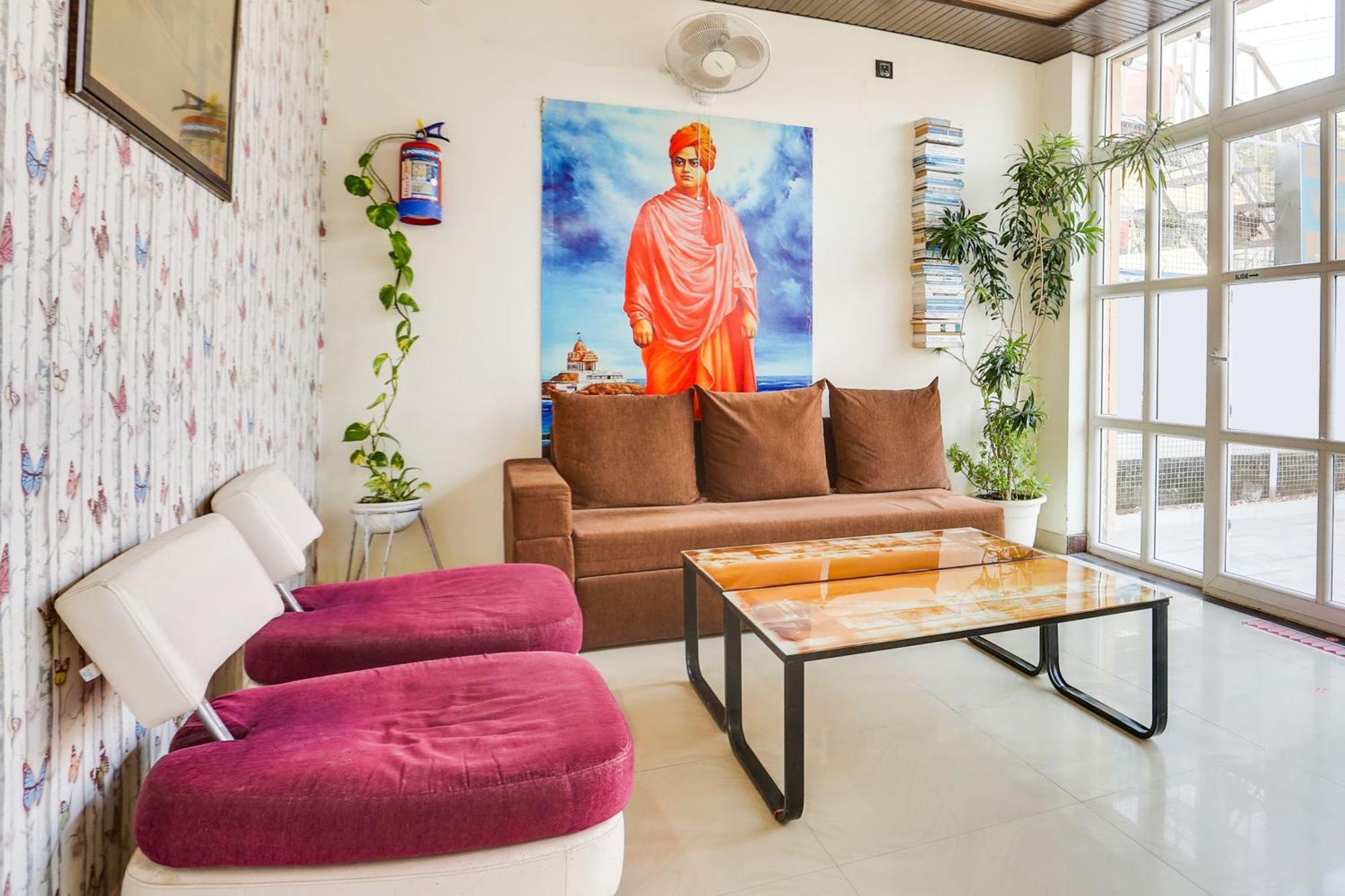 Super Hotel O Jamrani Formerly White House Haldwāni المظهر الخارجي الصورة