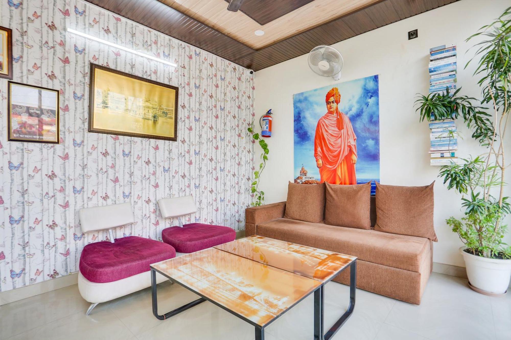 Super Hotel O Jamrani Formerly White House Haldwāni المظهر الخارجي الصورة